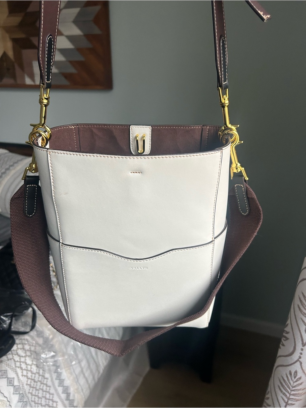 AALLYN Jordan White Bucket Crossbody Bag with 2 straps
